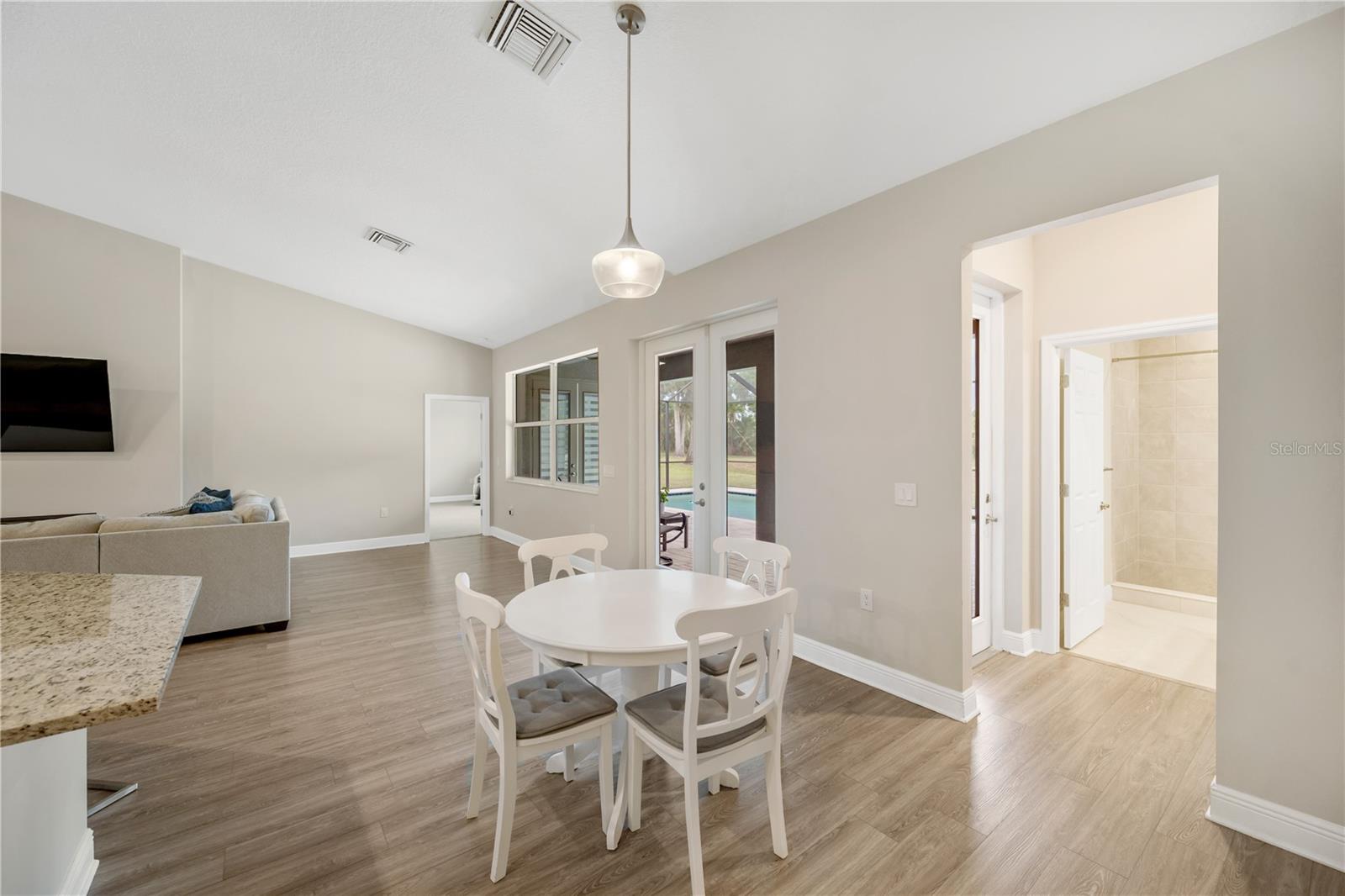 Image 31 of 64 For 10920 Flint Estates Drive