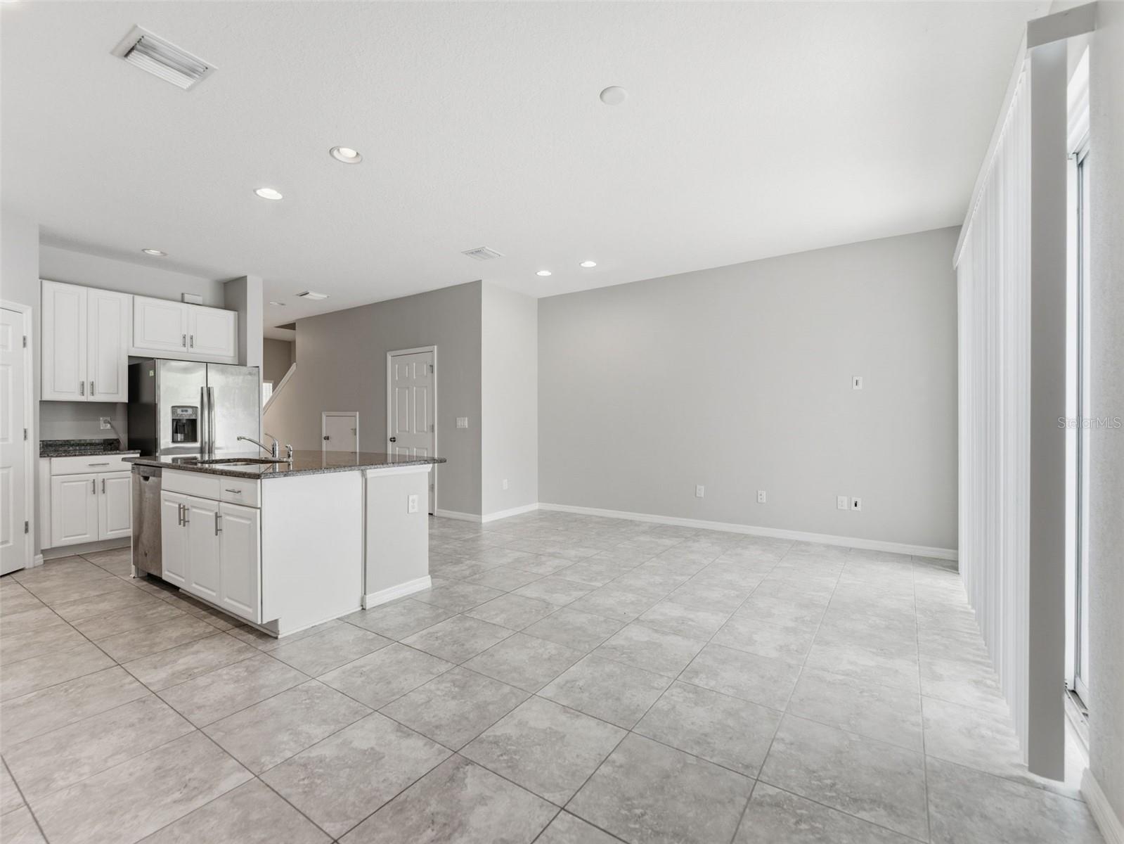 Image 10 of 35 For 7052 Grand Elm Drive