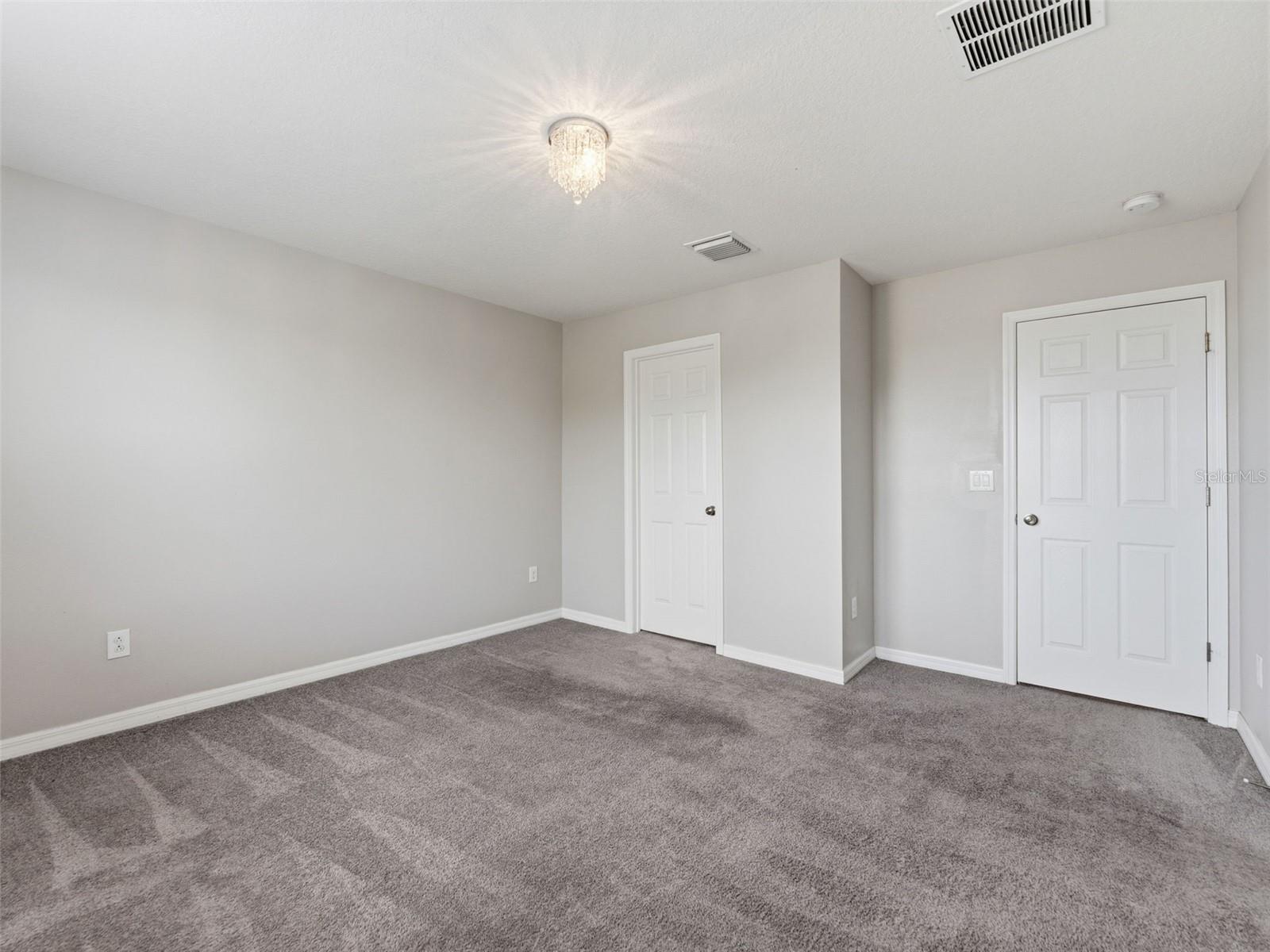 Image 13 of 35 For 7052 Grand Elm Drive