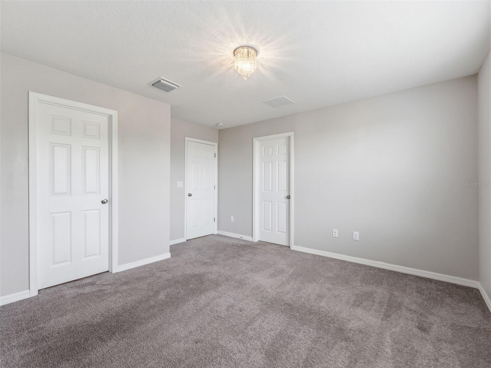 Image 14 of 35 For 7052 Grand Elm Drive