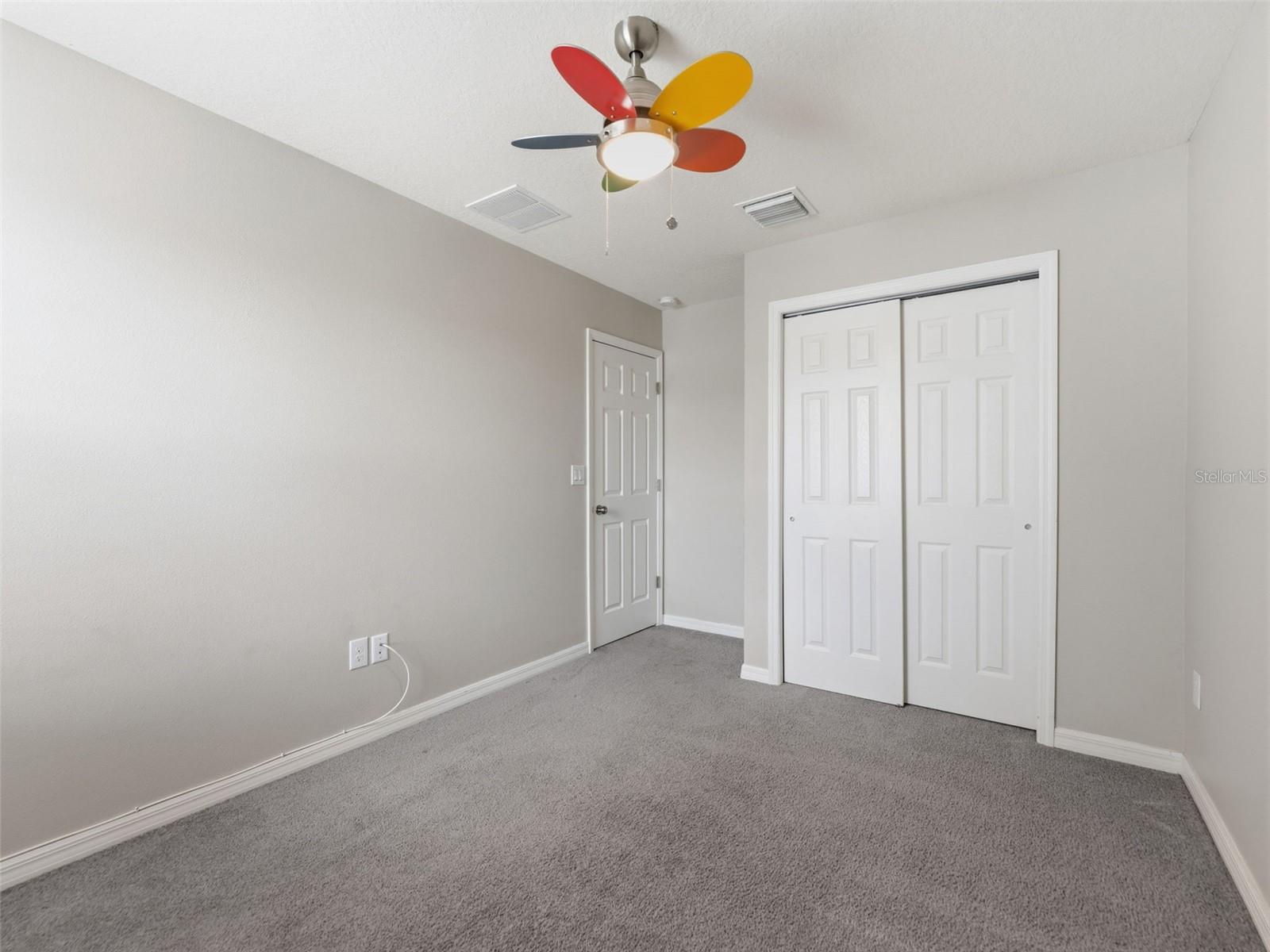 Image 19 of 35 For 7052 Grand Elm Drive