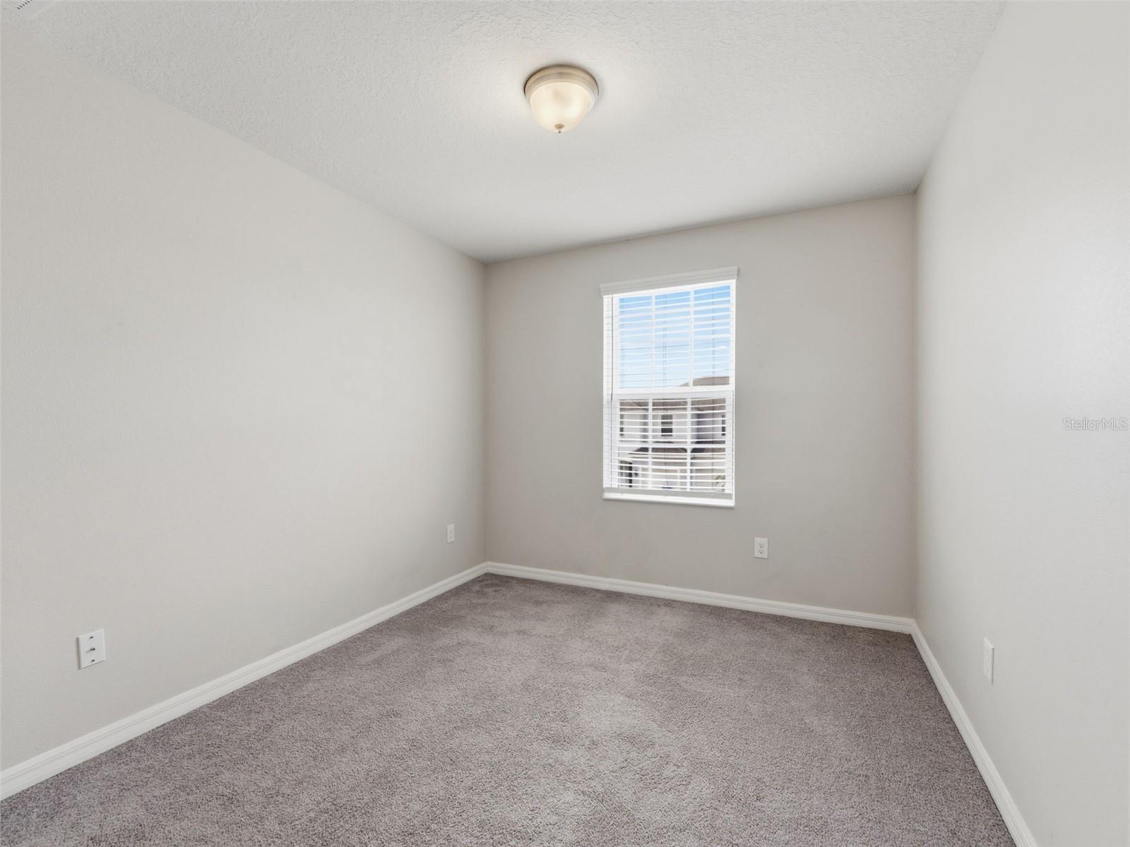 Image 22 of 35 For 7052 Grand Elm Drive