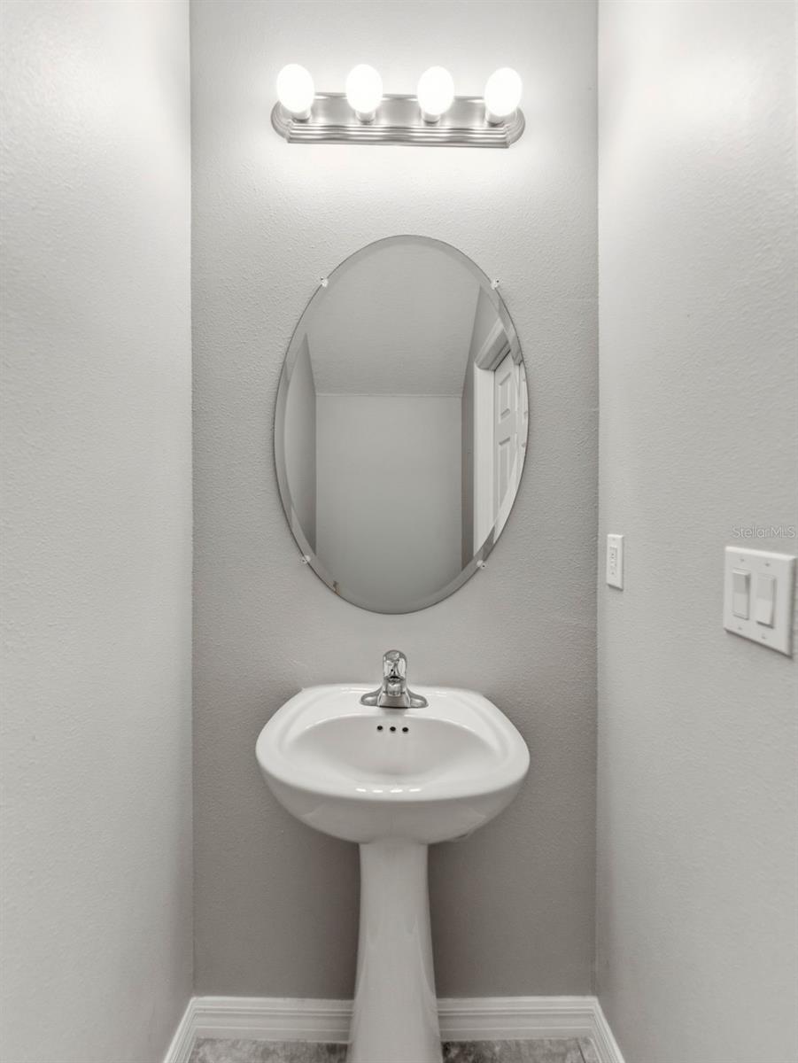 Image 24 of 35 For 7052 Grand Elm Drive
