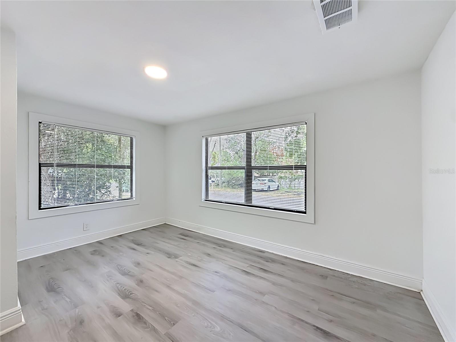 Image 18 of 31 For 8414 20th Street