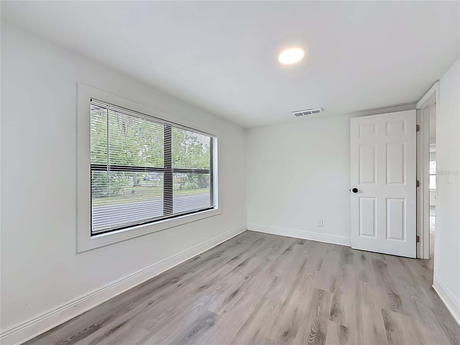 Image 19 of 31 For 8414 20th Street