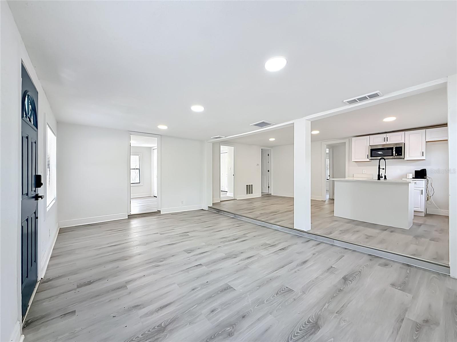 Image 3 of 31 For 8414 20th Street