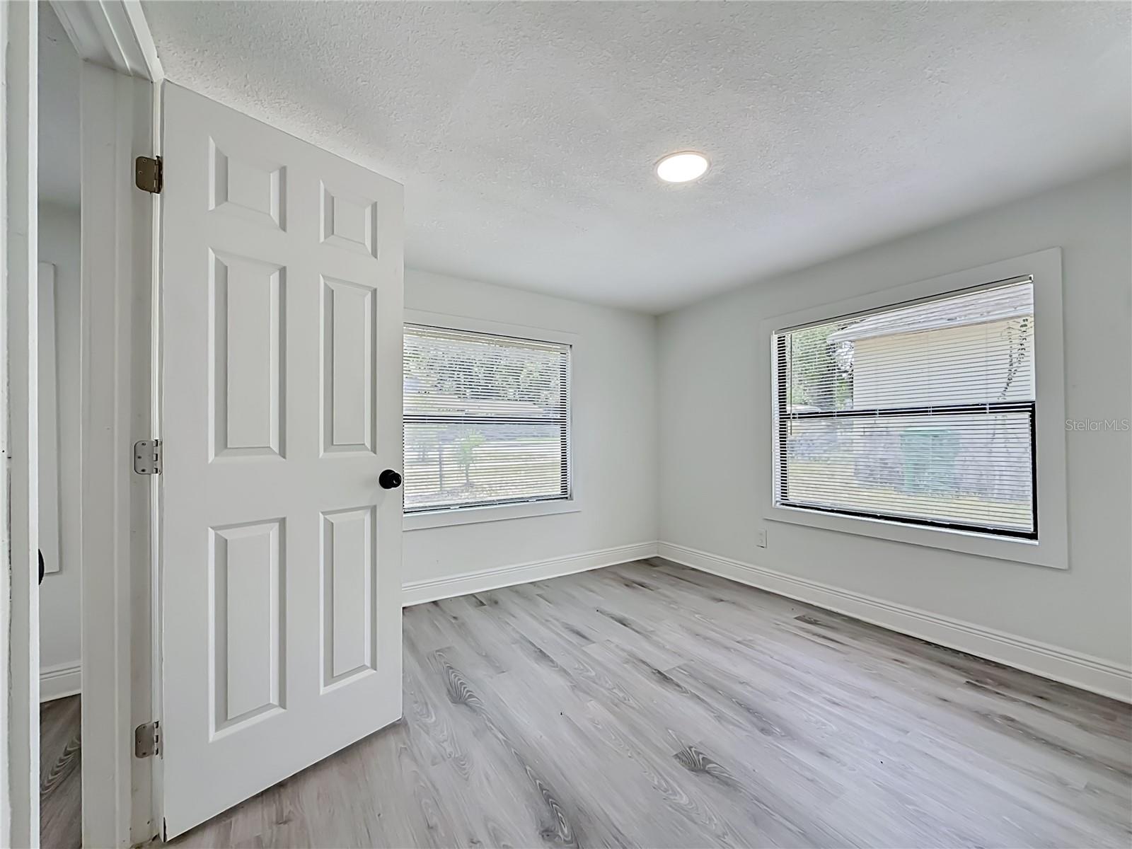 Image 9 of 31 For 8414 20th Street