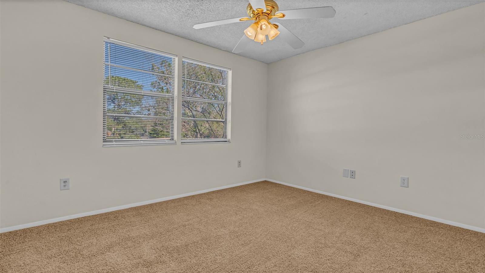Image 12 of 25 For 122 Loblolly Court C