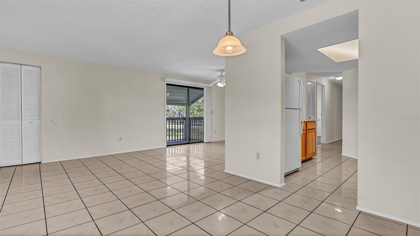 Image 7 of 25 For 122 Loblolly Court C