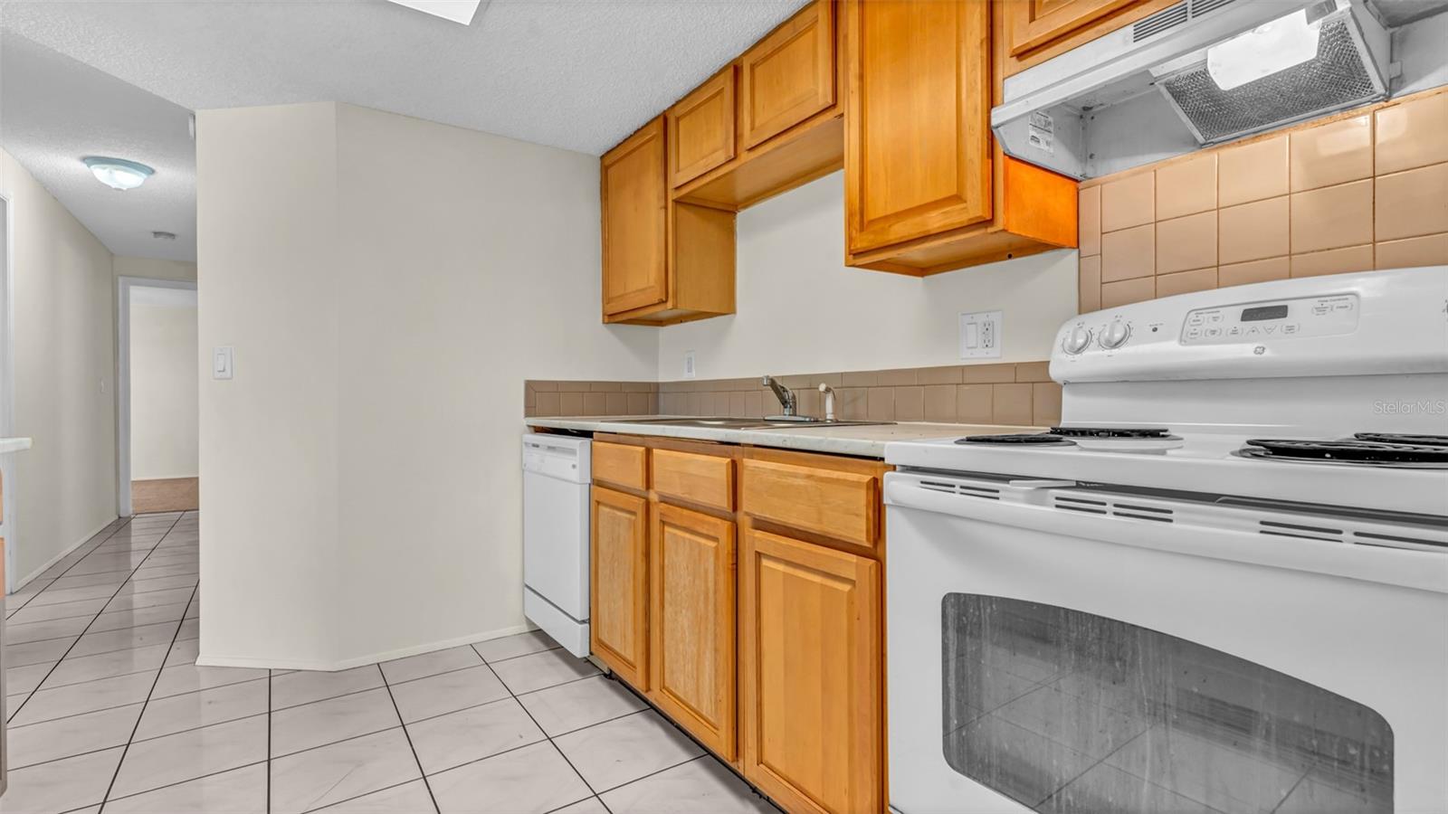 Image 9 of 25 For 122 Loblolly Court C