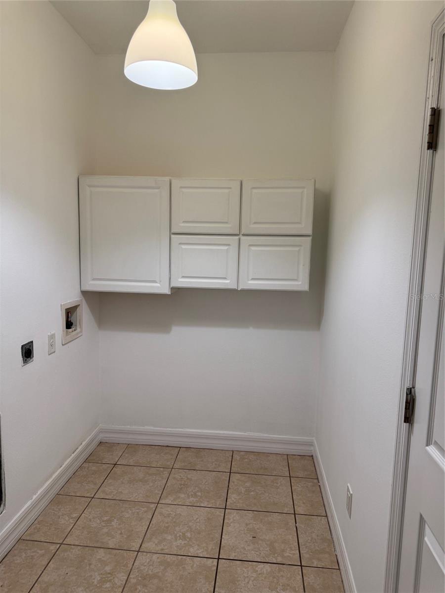 Image 10 of 23 For 7202 Glen Avenue