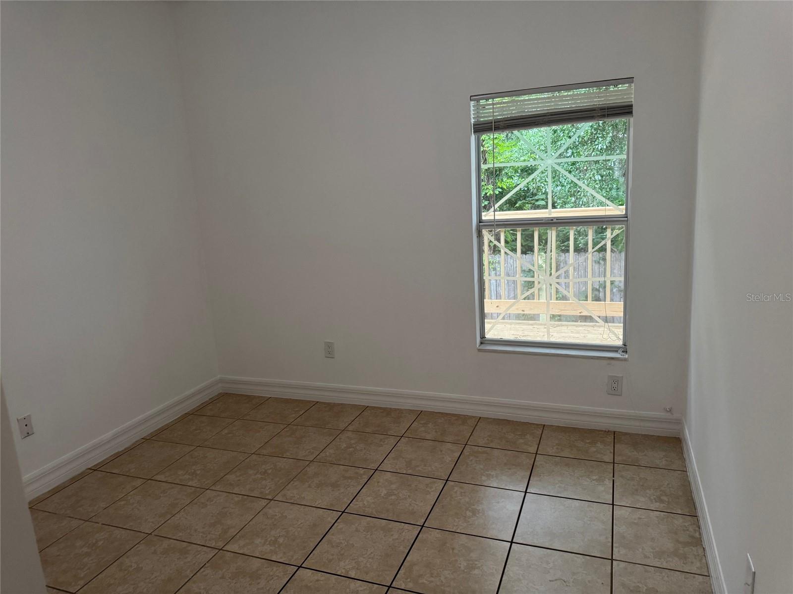Image 17 of 23 For 7202 Glen Avenue