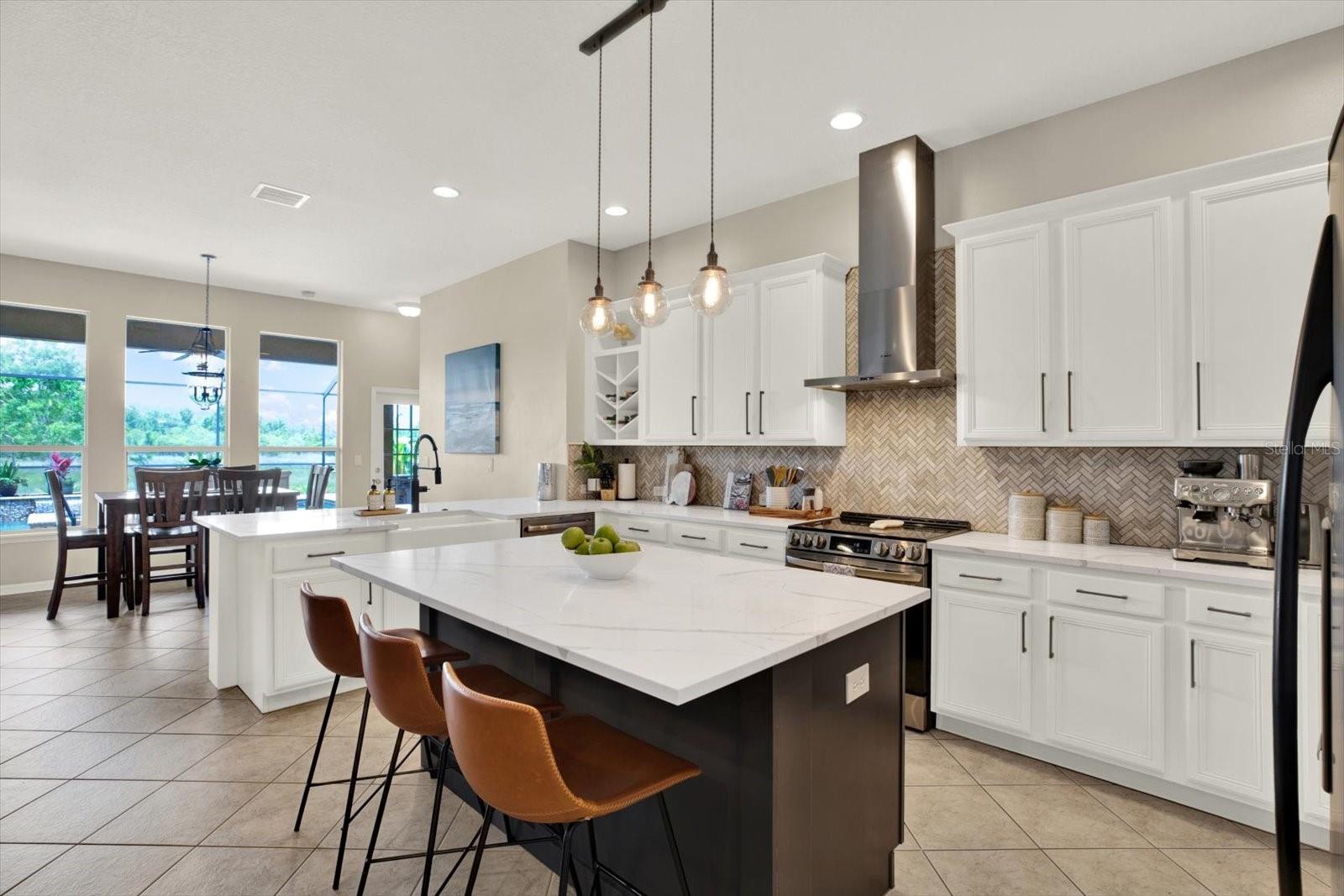 Image 28 of 72 For 7518 Ambleside Drive