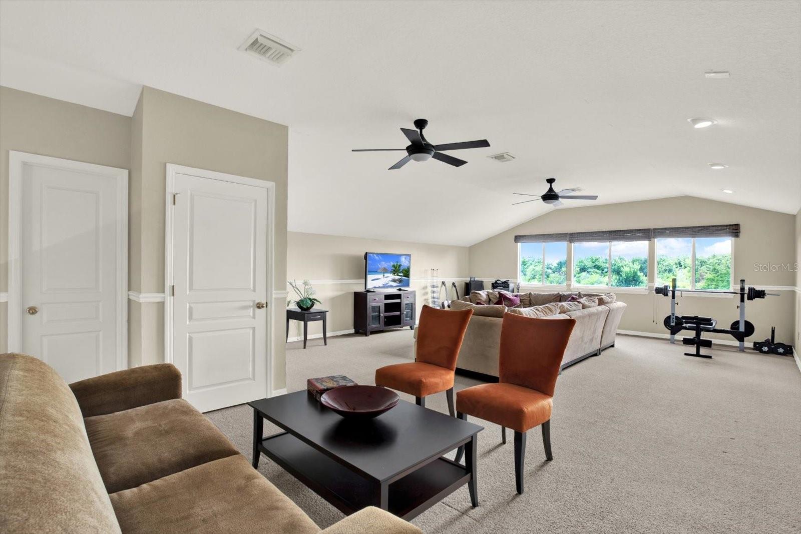 Image 36 of 72 For 7518 Ambleside Drive