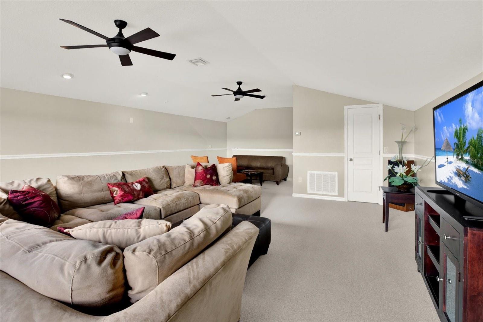 Image 38 of 72 For 7518 Ambleside Drive