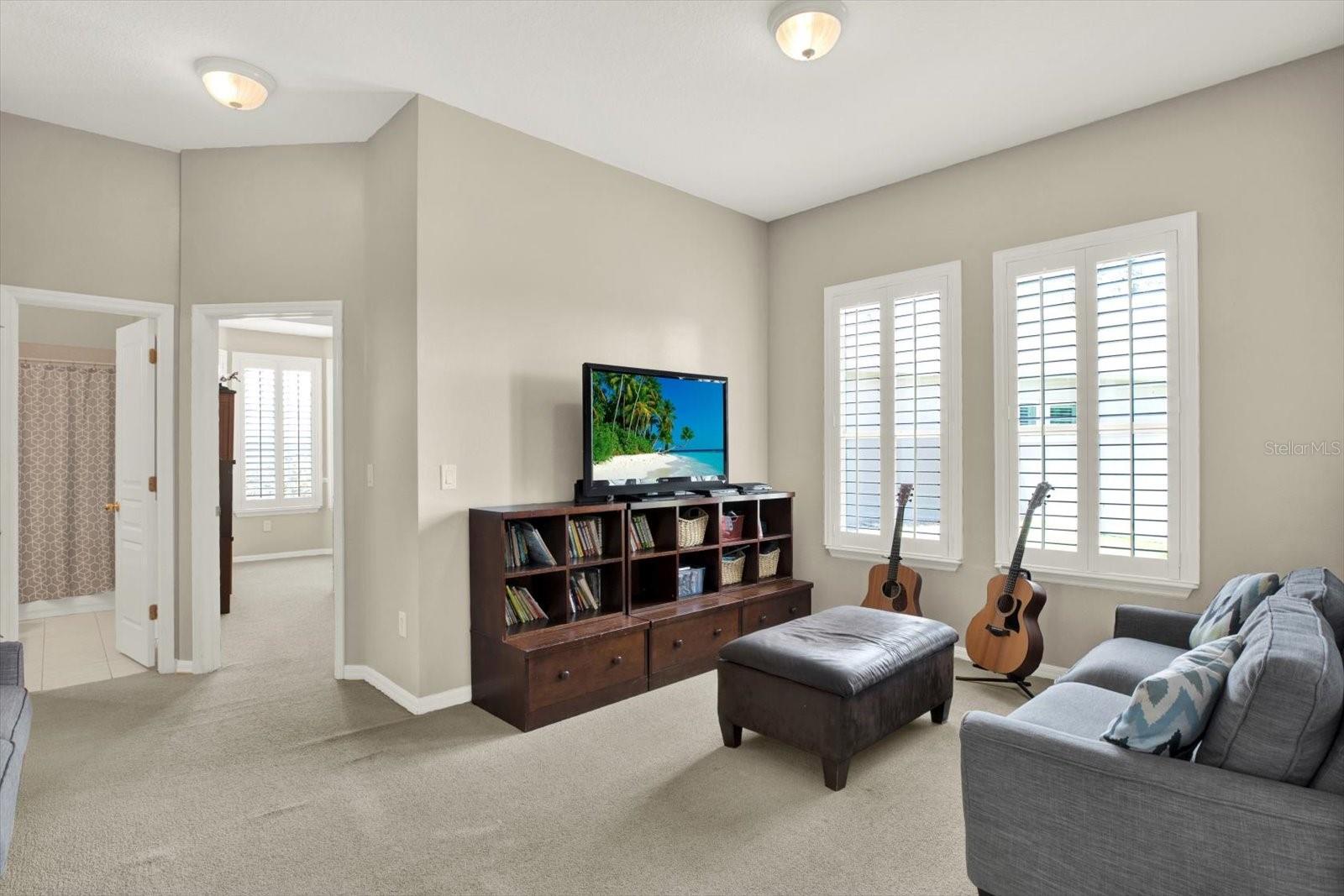Image 39 of 72 For 7518 Ambleside Drive