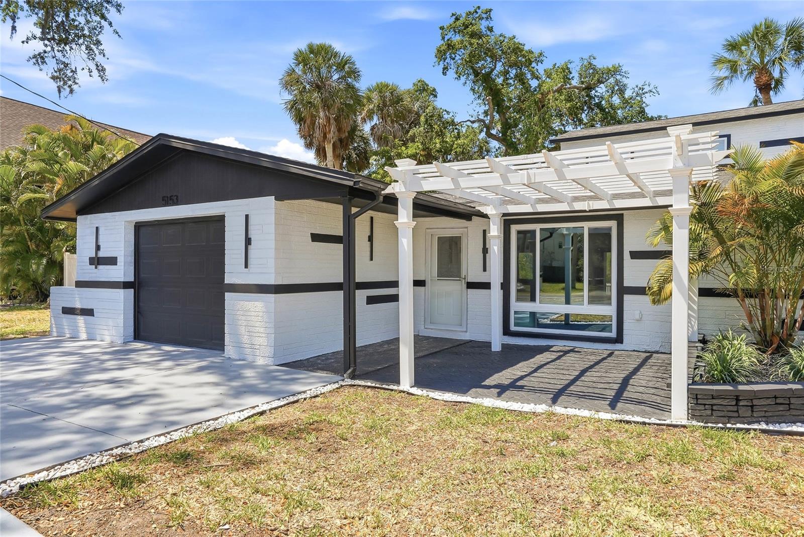Image 7 of 63 For 5153 Bay Boulevard