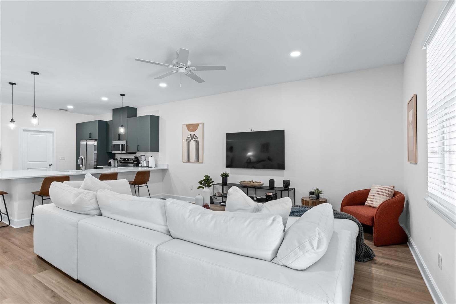 Image 12 of 56 For 11421 & 11423 Weldon Street