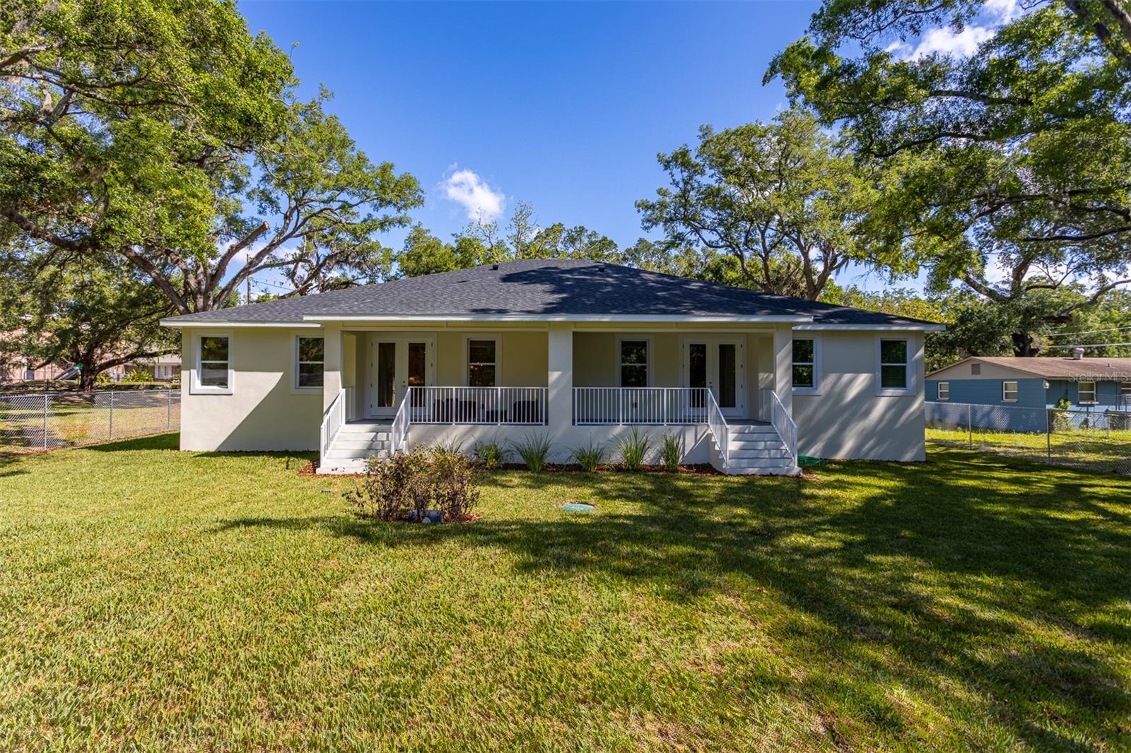 Image 33 of 56 For 11421 & 11423 Weldon Street