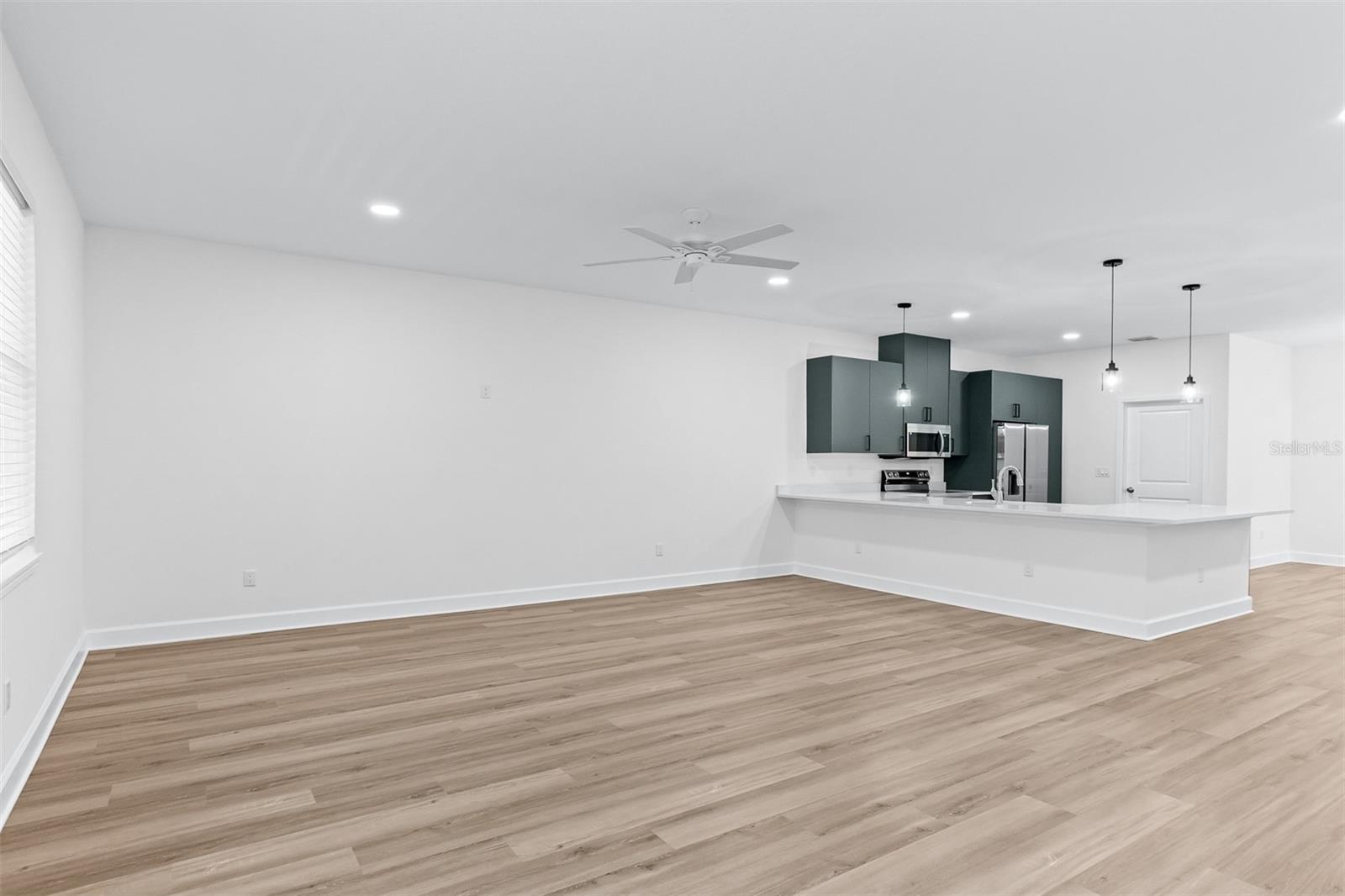 Image 47 of 56 For 11421 & 11423 Weldon Street