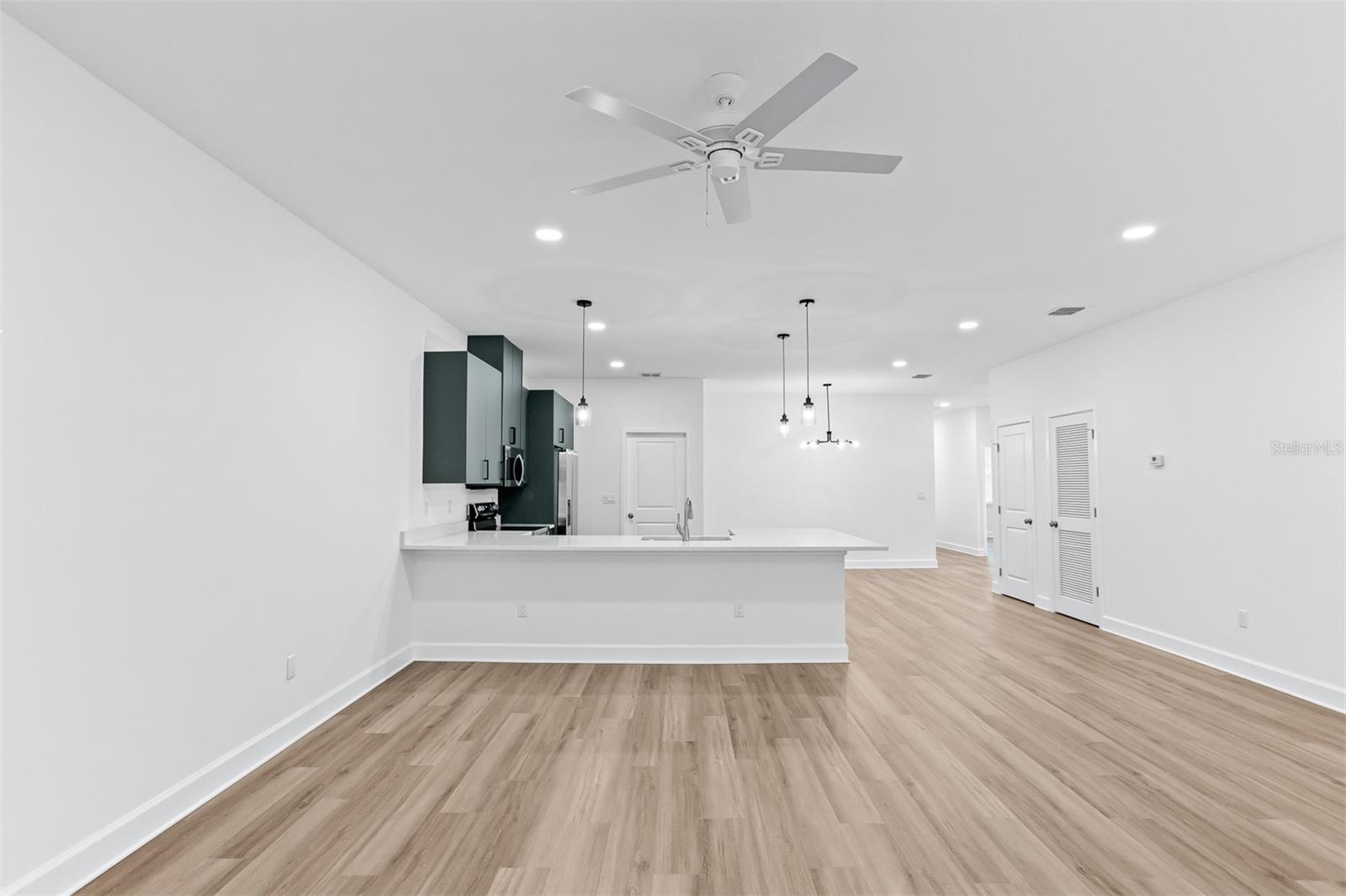 Image 48 of 56 For 11421 & 11423 Weldon Street