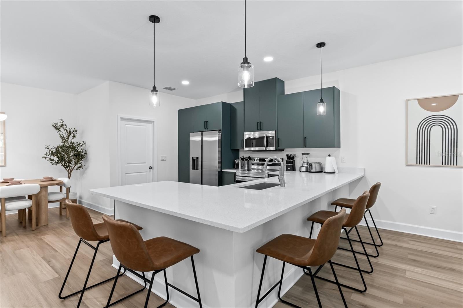 Image 7 of 56 For 11421 & 11423 Weldon Street