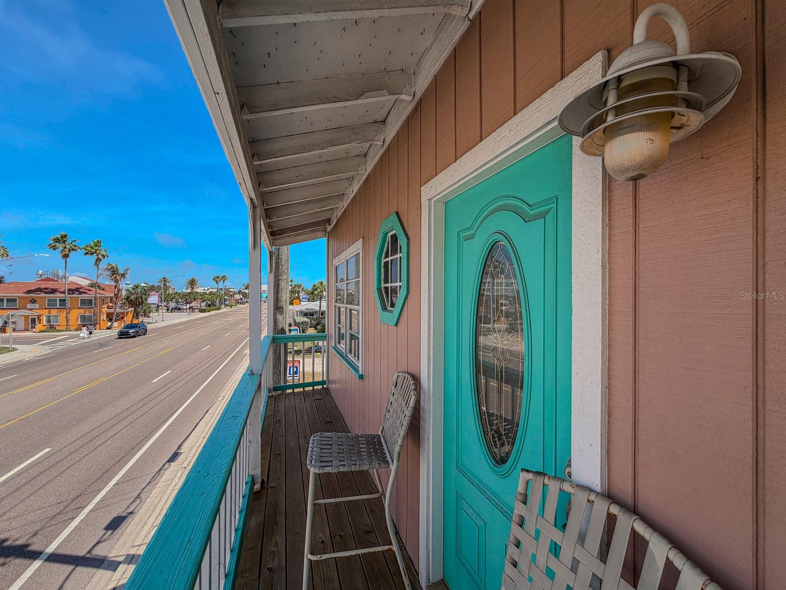 Image 11 of 39 For 13098 Gulf Boulevard