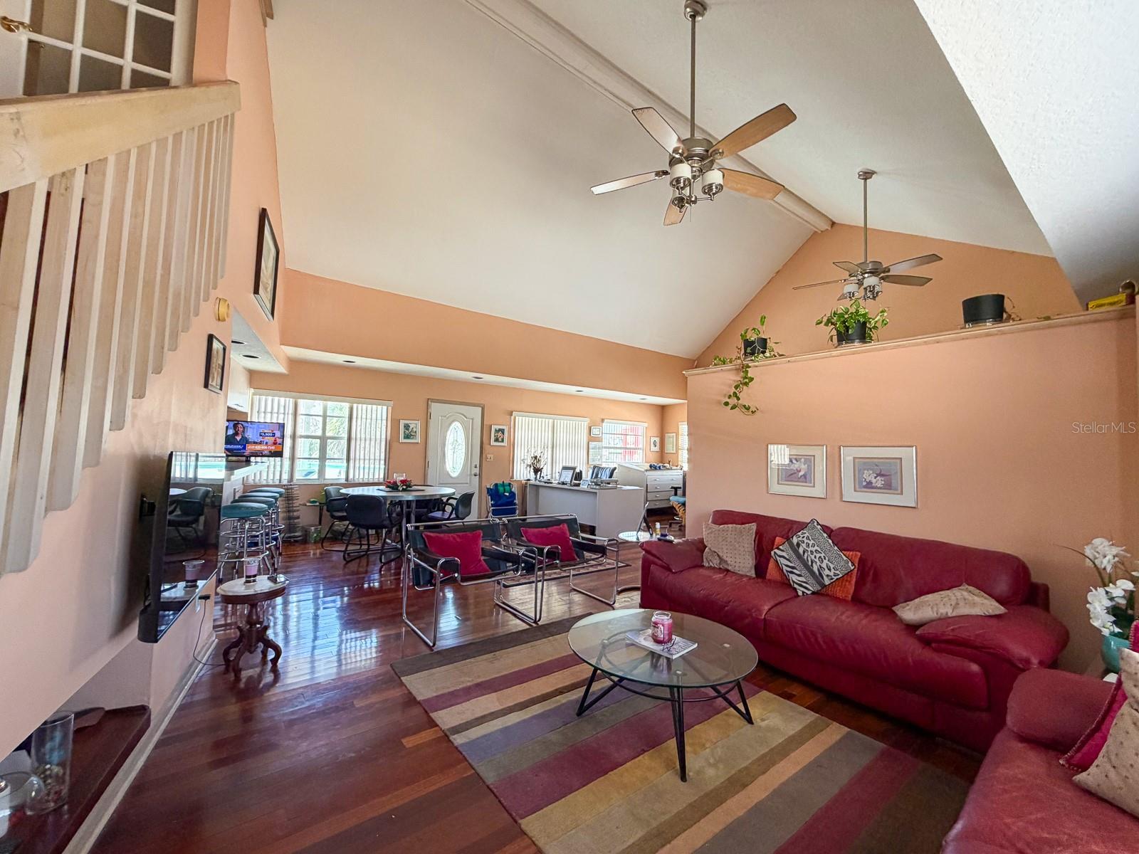 Image 14 of 39 For 13098 Gulf Boulevard