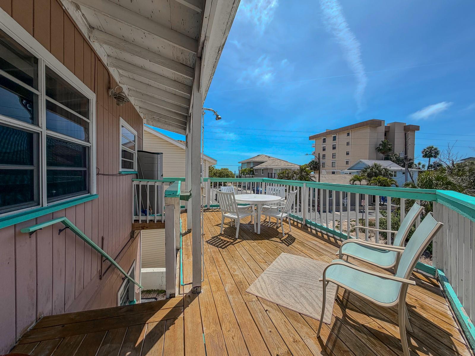 Image 6 of 39 For 13098 Gulf Boulevard