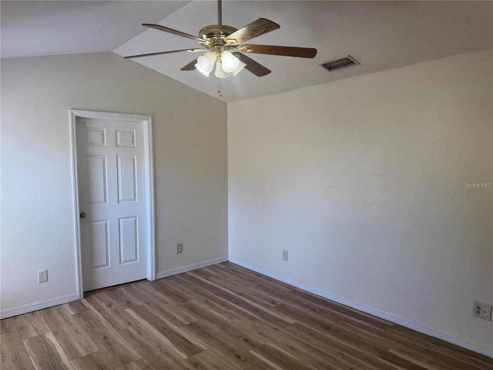 Image 14 of 26 For 11106 Havasu Court
