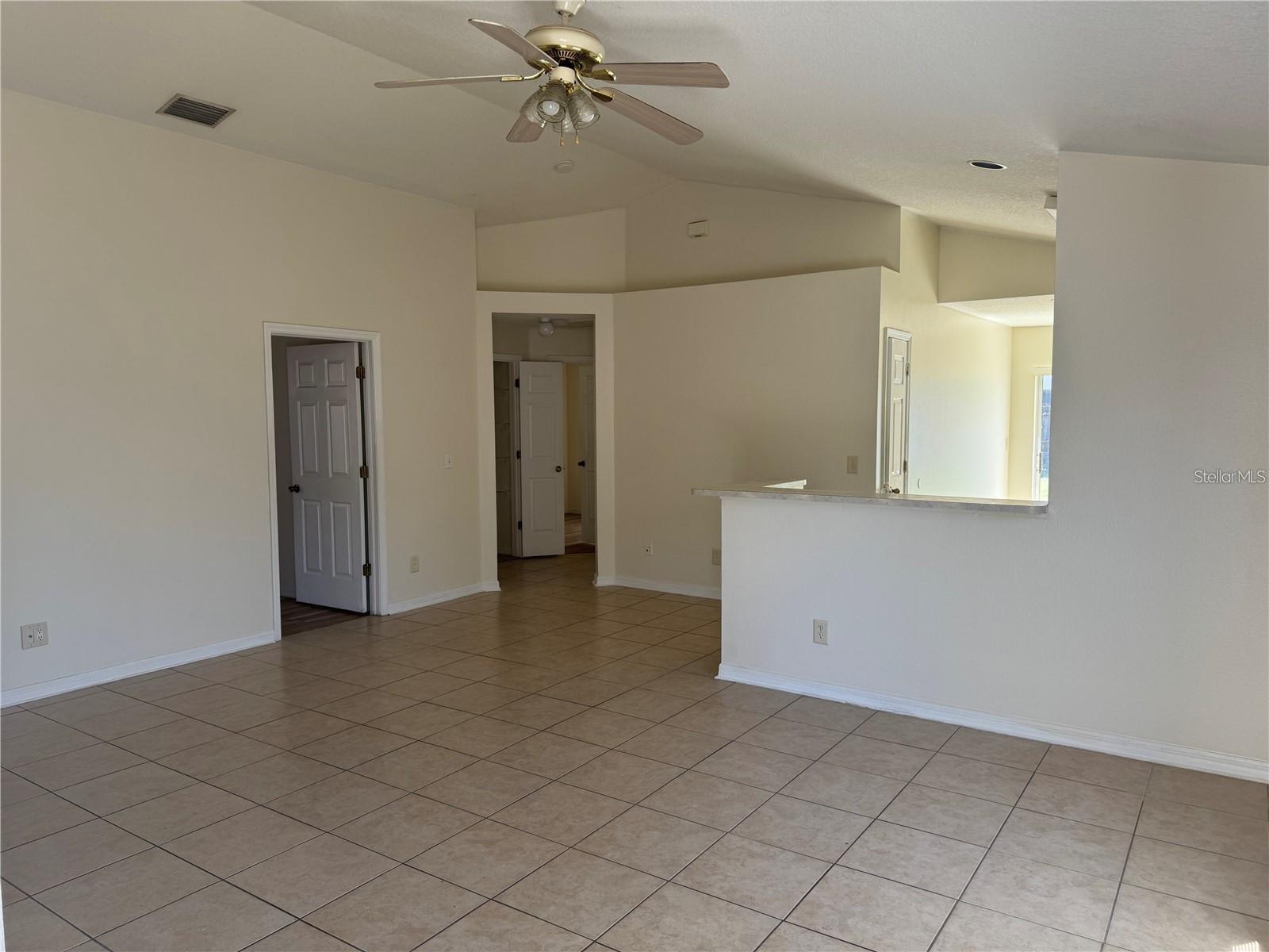 Image 4 of 26 For 11106 Havasu Court