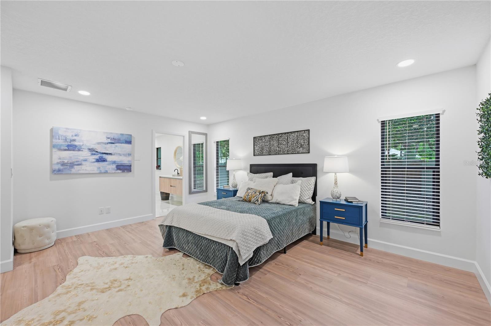 Image 15 of 28 For 14817 Farnham Way