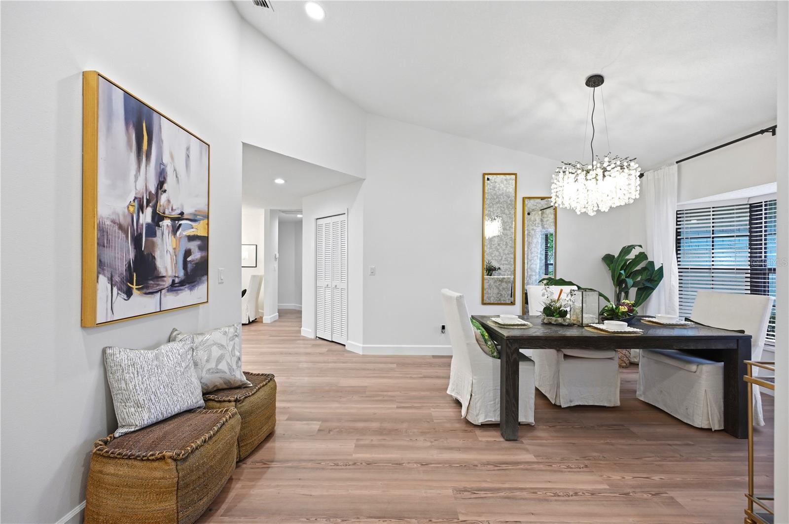 Image 20 of 28 For 14817 Farnham Way