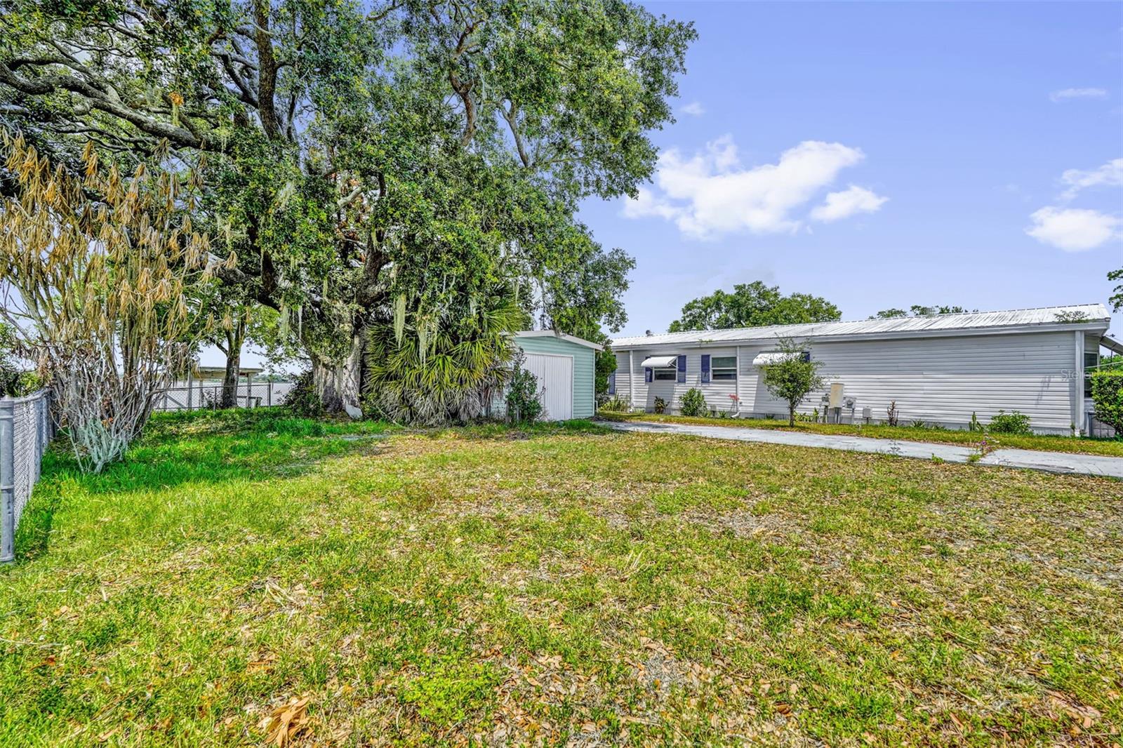 Image 10 of 20 For 2050 Thelma Drive