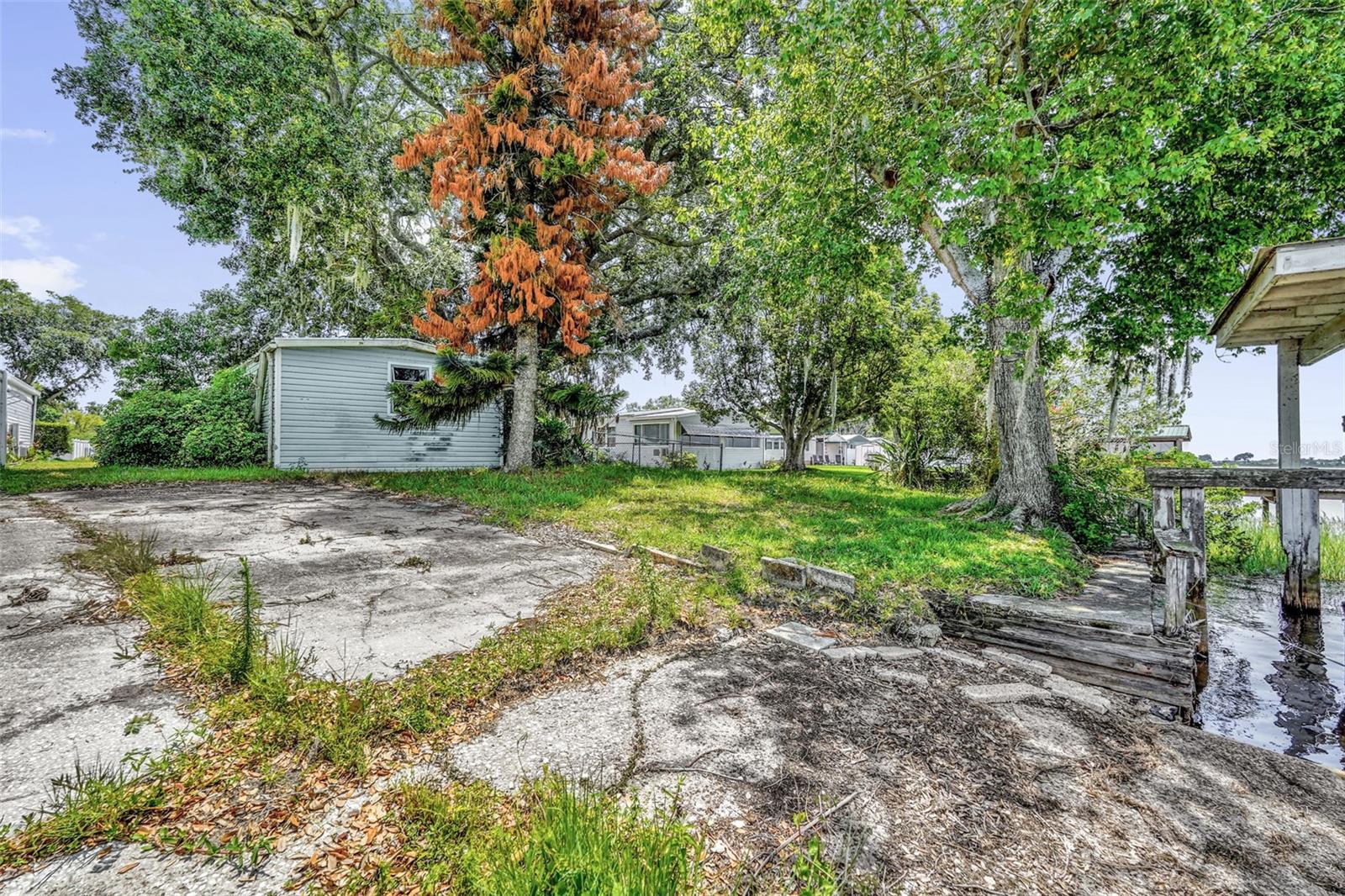 Image 9 of 20 For 2050 Thelma Drive