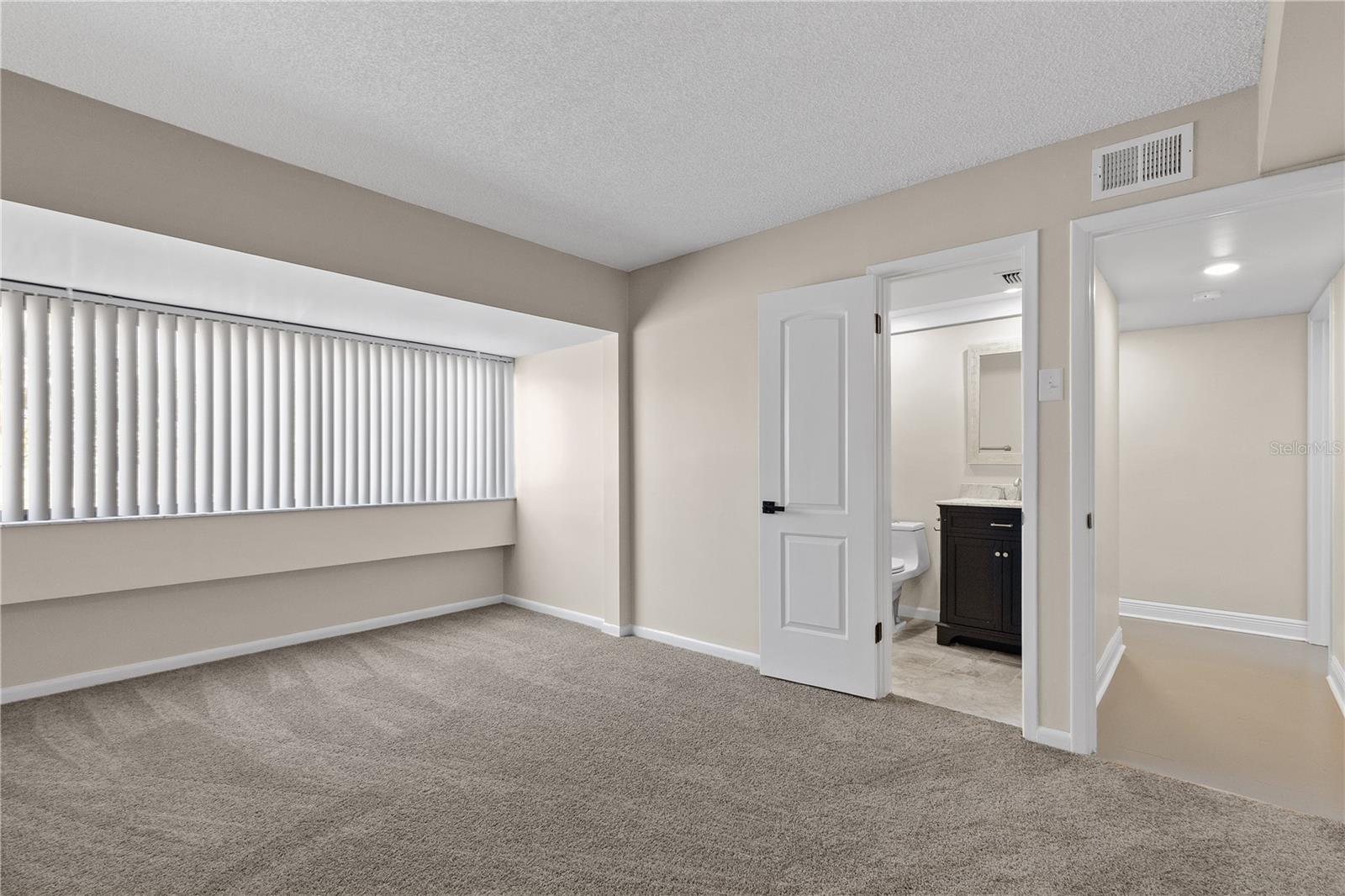 Image 22 of 26 For 4222 Fairway Circle 4222