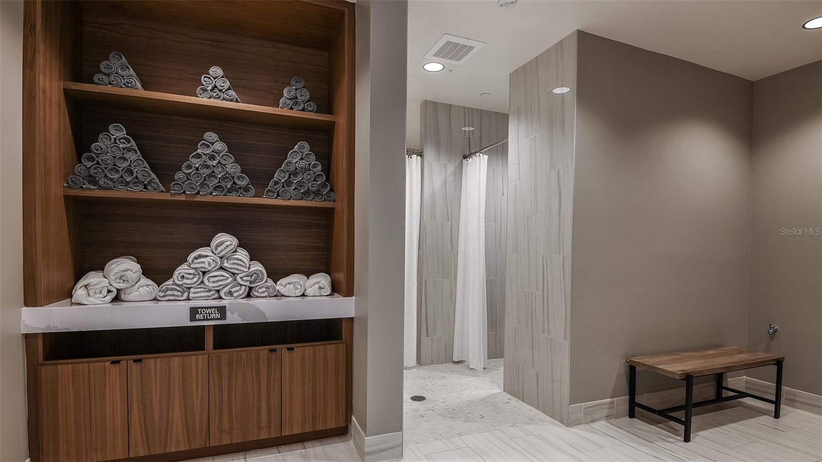 Listing photo id 18 for 30117 Imperati Boulevard