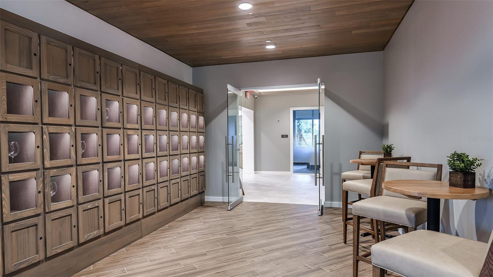 Listing photo id 22 for 30117 Imperati Boulevard