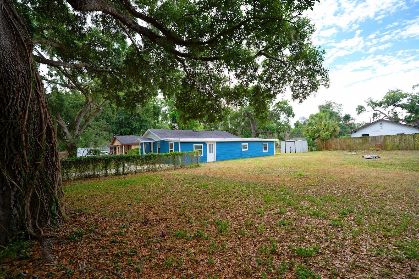 Image 4 of 44 For 503 Moore Avenue