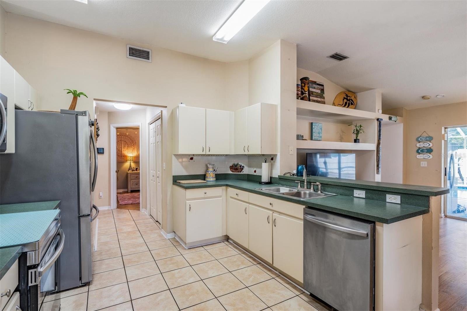 Image 10 of 44 For 4638 Tucson Court