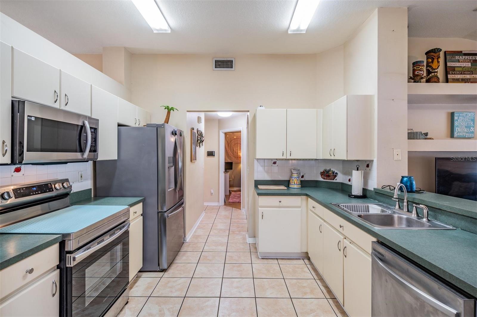 Image 11 of 44 For 4638 Tucson Court