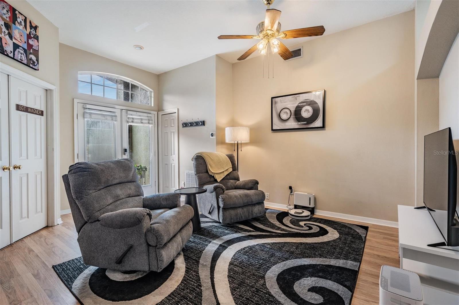 Image 21 of 44 For 4638 Tucson Court