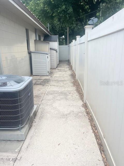Image 13 of 37 For 3804 Hamilton Avenue