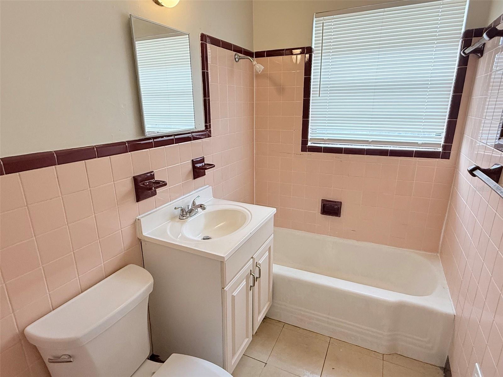Image 8 of 8 For 2404 10th Street W 1