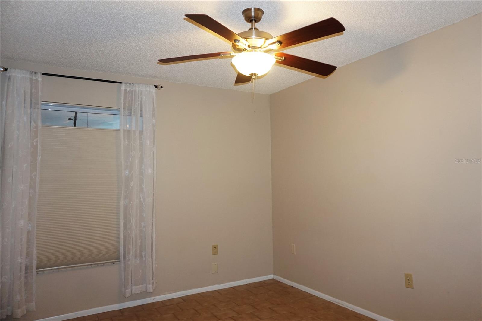 Image 15 of 23 For 4334 Tahitian Gardens Circle C