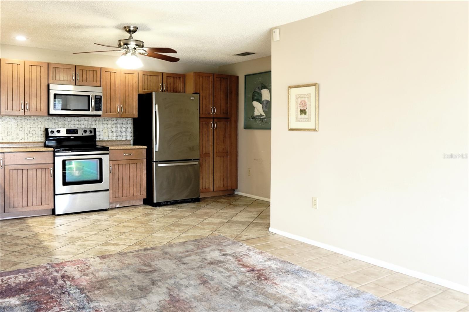 Image 6 of 23 For 4334 Tahitian Gardens Circle C