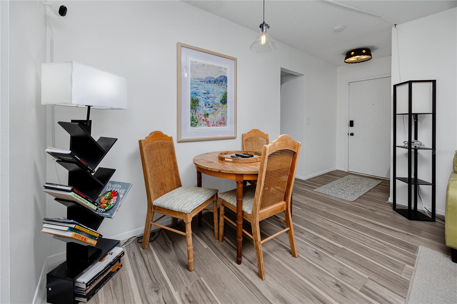 Image 10 of 39 For 2207 Belleair Road B30