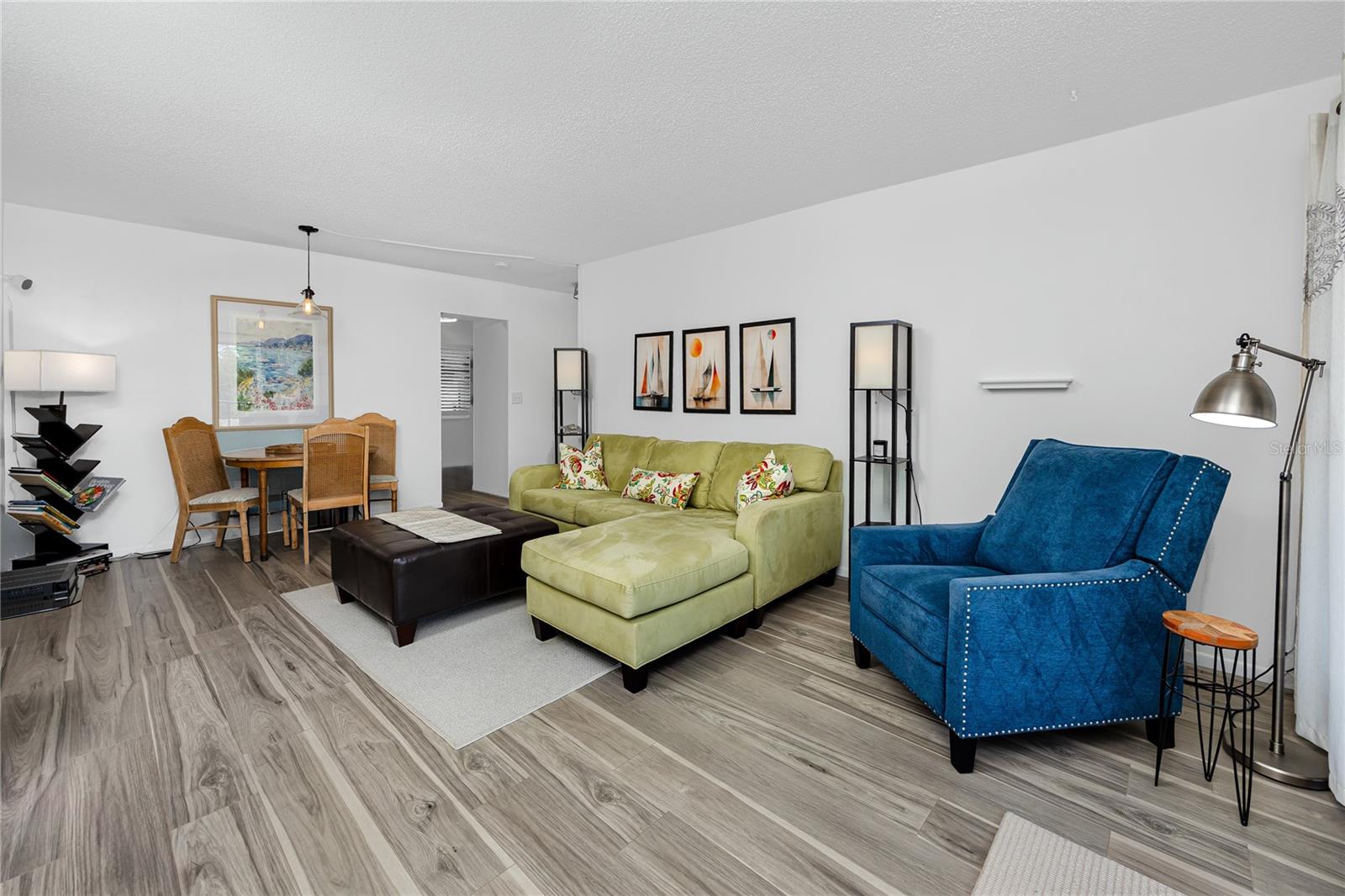 Image 11 of 39 For 2207 Belleair Road B30