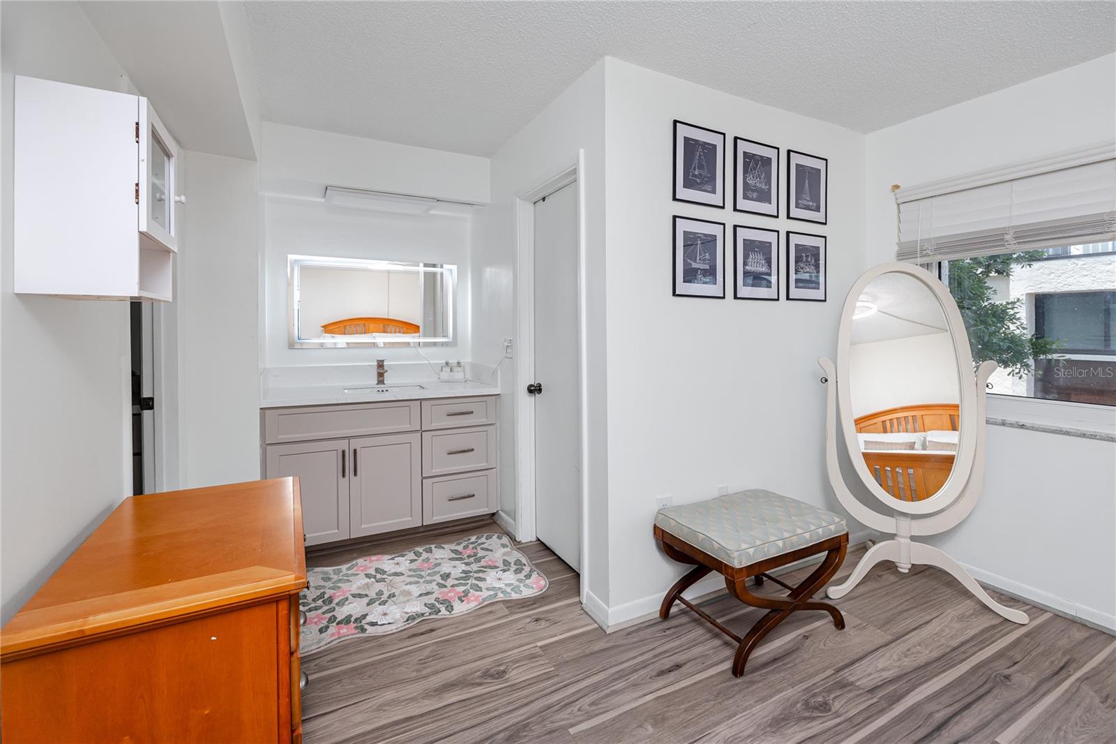 Image 15 of 39 For 2207 Belleair Road B30