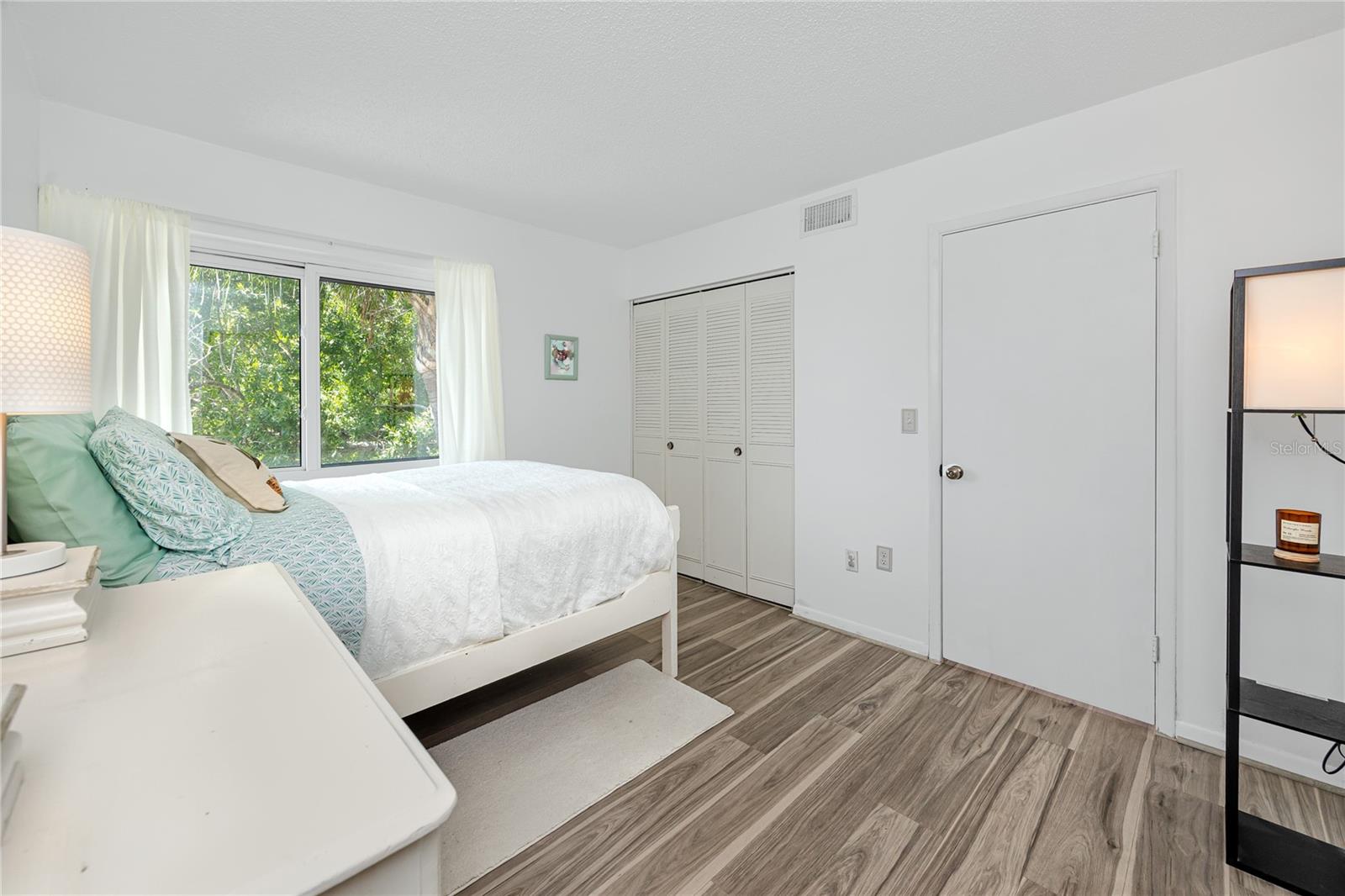 Image 24 of 39 For 2207 Belleair Road B30